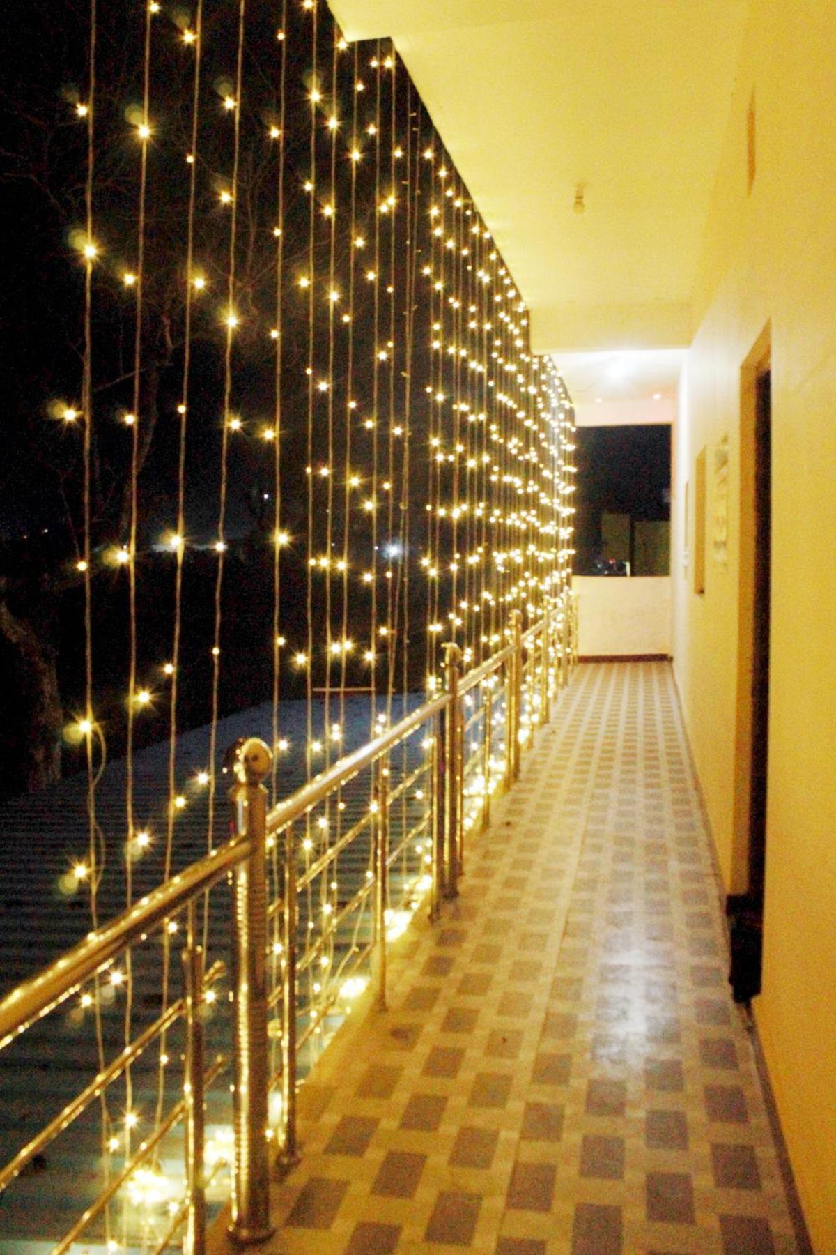 Utsav Lodge And Mangal Bhavan Pipariā Exteriér fotografie